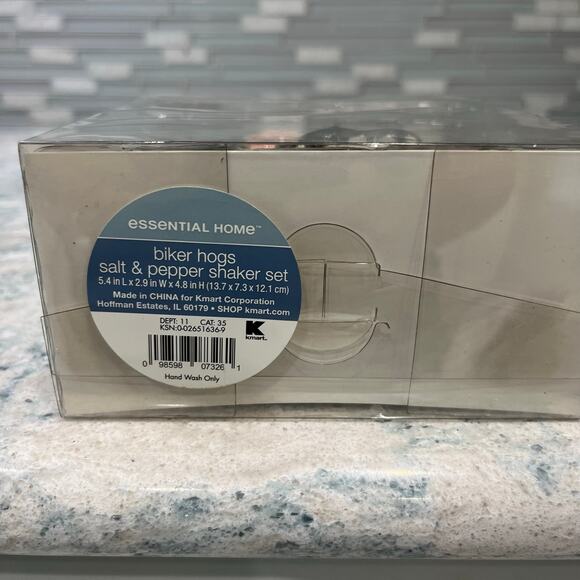 Essential Home Clay Biker Hogs Salt And Pepper Shakers New - Picture 5 of 5